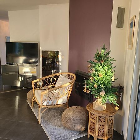 Villa26 มงโตรูซ์ ภายนอก รูปภาพ